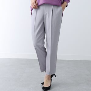 BELLUNA（ベルーナ）の「快適機能付！美脚見えテーパードパンツ（テーパードパンツ）」｜アイスグレー