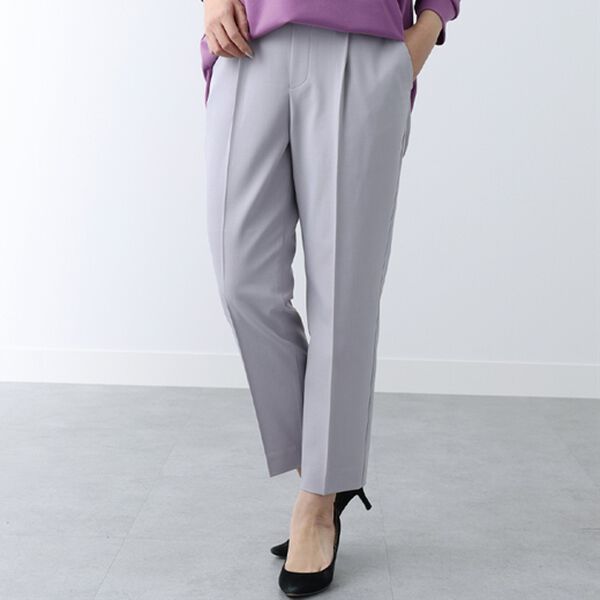 BELLUNA（ベルーナ）の「快適機能付！美脚見えテーパードパンツ（テーパードパンツ）」｜アイスグレー