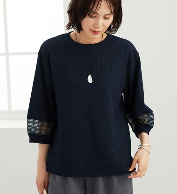 BELLUNA（ベルーナ）の「ジャカード素材袖メッシュレースプルオーバー（カットソー）」｜詳細画像