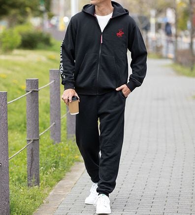 「＜ビバリーヒルズ・ポロクラブ＞ブランドロゴセットアップスーツ（メンズルームウェア）」