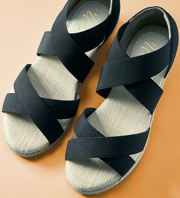 BELLUNA（ベルーナ）の「＜Ｓｏｉｔｔｏ　Ｍｅ＞クッション中敷フィットサンダル（サンダル・ミュール）」｜詳細画像