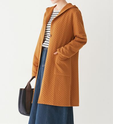 Viola e Viola（ヴィオラ エ ヴィオラ）の「柔らかカットキルティングロング丈コート（ロングコート）」