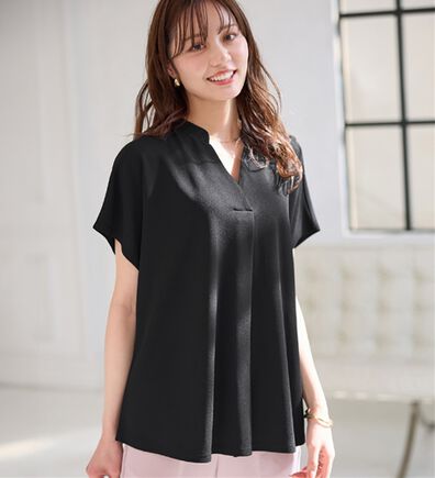 alotta（アロッタ）の「【４つの機能付】ひんやりスキッパーＴシャツブラウス（ブラウス）」