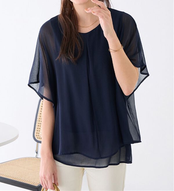 Viola e Viola（ヴィオラ エ ヴィオラ）の「【接触冷感】ひんやり涼しいタックデザインレイヤード風ブラウス（ブラウス）」｜詳細画像