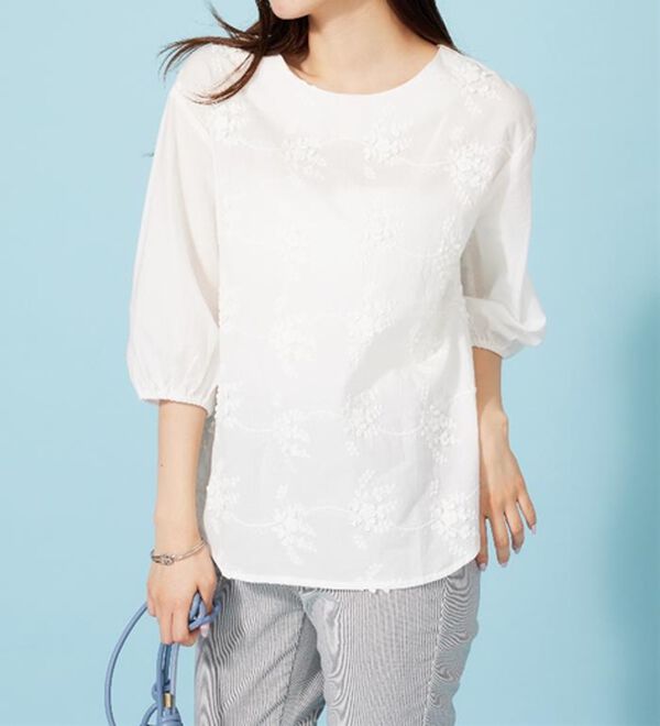 BELLUNA（ベルーナ）の「モチーフレース使いふんわり袖ブラウス（ブラウス）」｜詳細画像