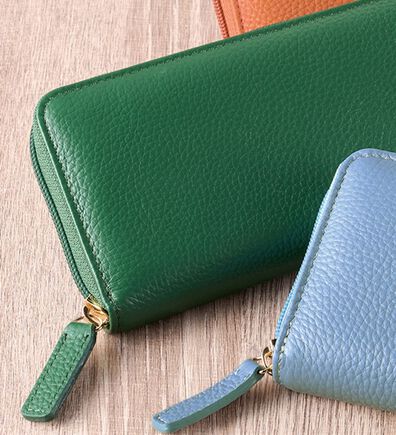 「牛革コインが分けられる長財布（財布・パスケース）」