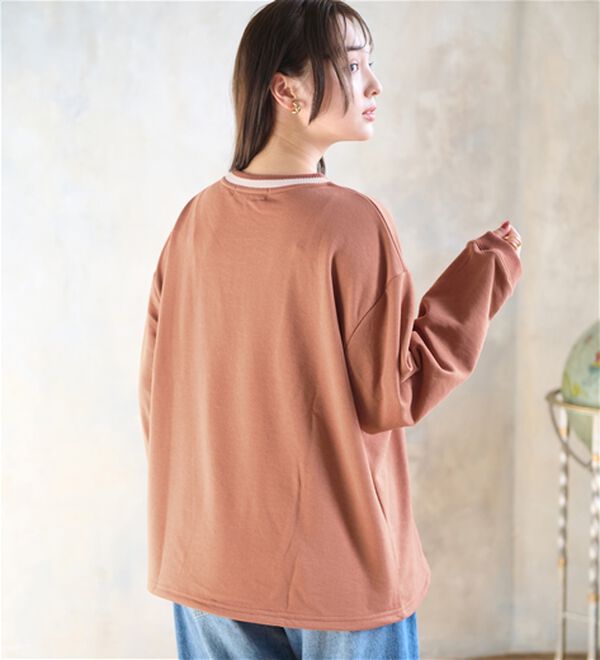 BELLUNA（ベルーナ）の「＜Ｄｉｓｎｅｙ＞【ミッキー】裏毛Ｖネックトレーナー（カットソー）」｜詳細画像