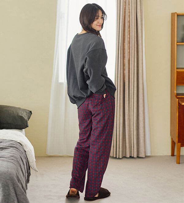LAVIENNE（ラヴィエンヌ）の「肌側綿１００％あったかフリースボトム（その他パンツ）」｜詳細画像