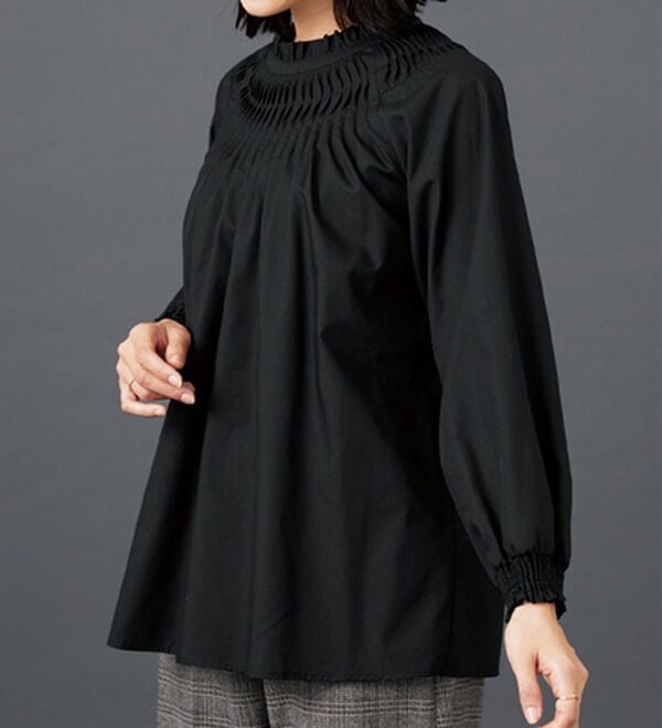 BELLUNA（ベルーナ）の「タックデザインフリル衿ブラウス（ブラウス）」｜詳細画像