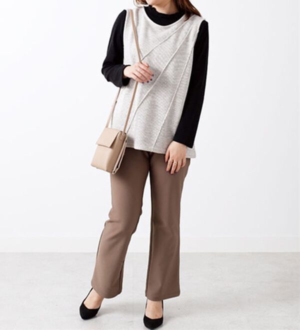 BELLUNA（ベルーナ）の「裏起毛素材タックデザインアンサンブル（アンサンブル）」｜詳細画像