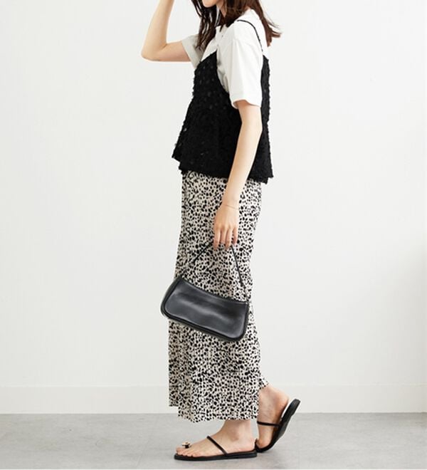 BELLUNA（ベルーナ）の「なめらか素材ゆったりプリーツパンツ（ワイドパンツ・ガウチョ）」｜詳細画像