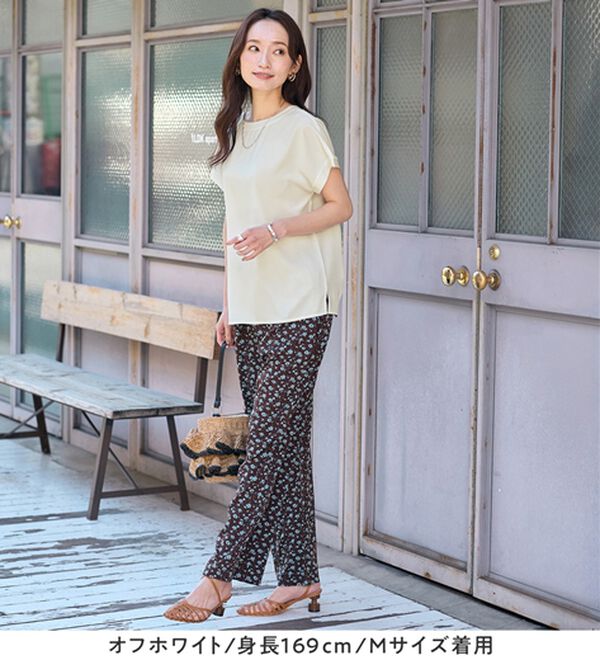 Viola e Viola（ヴィオラ エ ヴィオラ）の「さらさらＥＡＳＹ　前後２ＷＡＹヘンリーネックＴブラウス（ブラウス）」｜詳細画像