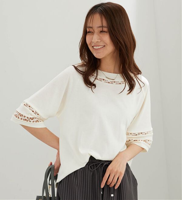 BELLUNA（ベルーナ）の「衿＆袖ハシゴレース使いプルオーバー（カットソー）」｜詳細画像