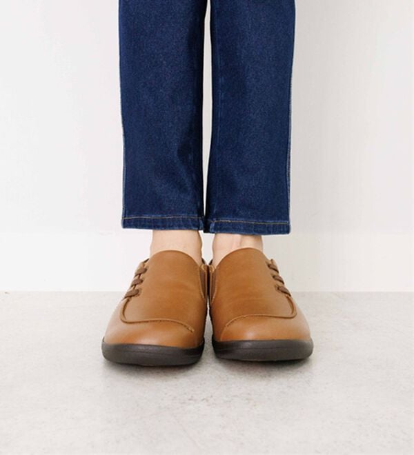 BELLUNA（ベルーナ）の「＜トパーズ＞滑りにくいオブリークシューズ（スリッポン）」｜詳細画像