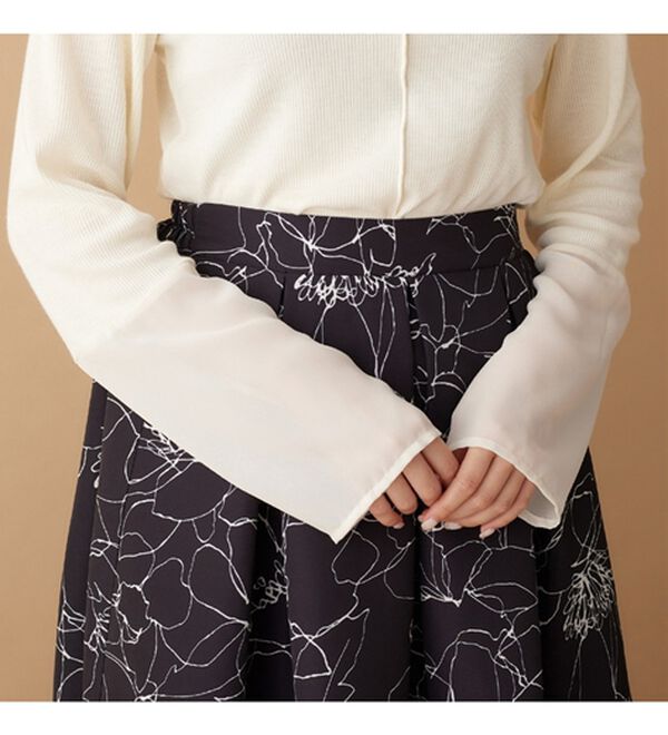 alotta（アロッタ）の「【前後２ＷＡＹ】袖口シフォン切替リブトップス（カットソー）」｜詳細画像