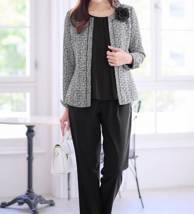 alotta（アロッタ）の「【４点セット】入学式卒業式に！ママに嬉しい洗えるパンツスーツ＜７号～２３号＞（パンツスーツ）」