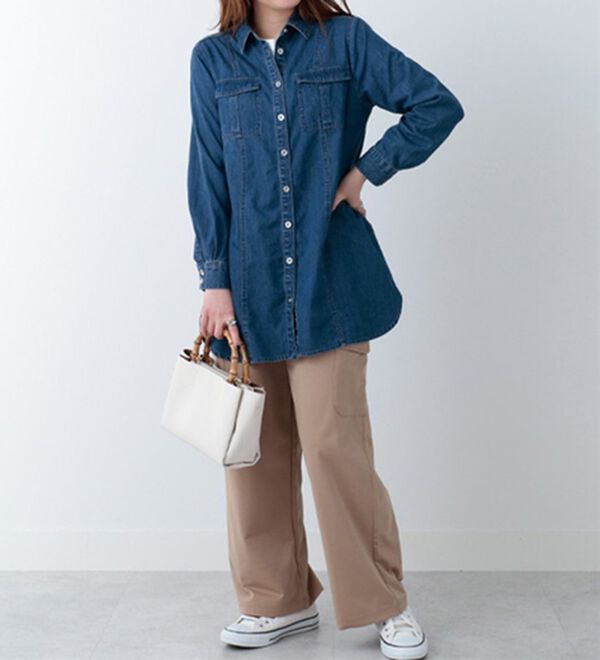 BELLUNA（ベルーナ）の「ポケットデザインデニムシャツチュニック（チュニック）」｜詳細画像