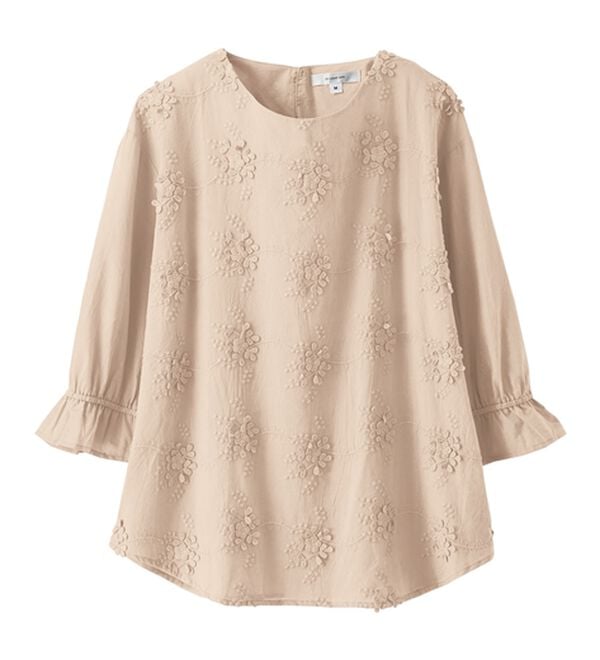 BELLUNA（ベルーナ）の「【店舗・ネット限定】モチーフレース使い袖ギャザーブラウス（ブラウス）」｜詳細画像