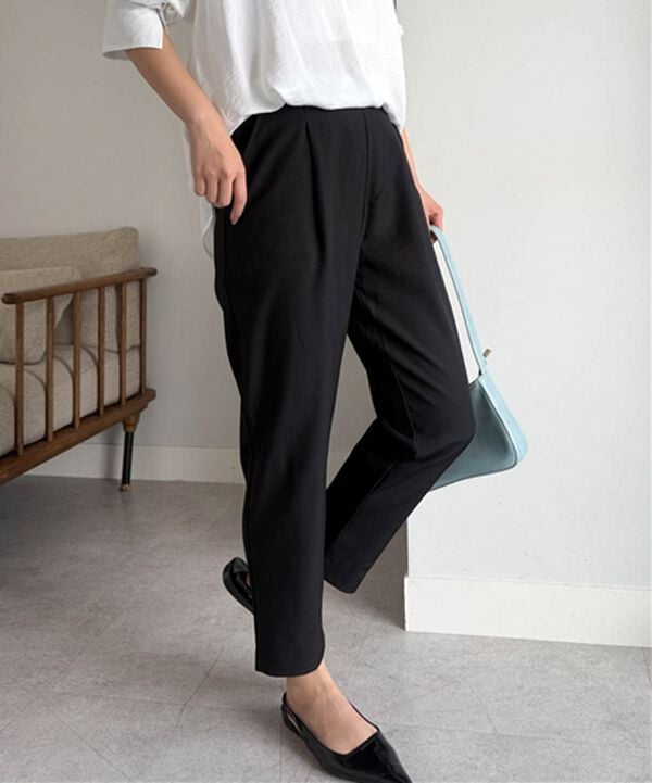 RANAN（ラナン）の「【ひんやり・ＵＶ】機能付麻調美脚タックテーパードパンツ（フルレングスパンツ）」｜詳細画像