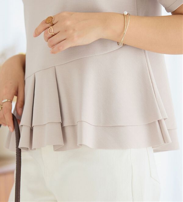 alotta（アロッタ）の「スクエアネックティアードトップス（カットソー）」｜詳細画像