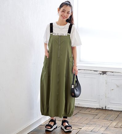 BELLUNA（ベルーナ）の「＜＆ｃｏｃｏｃｈｉ＞ジッパー使いバルーンジャンパースカート（その他ワンピース）」