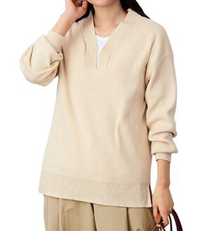 BELLUNA（ベルーナ）の「４つの機能付ご機嫌ニット（ニット・セーター）」｜アイボリー(Vネック)