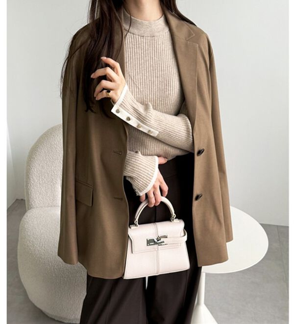 GeeRA（ジーラ）の「袖口ボタン配色ハイネックリブニット（ニット・セーター）」｜詳細画像