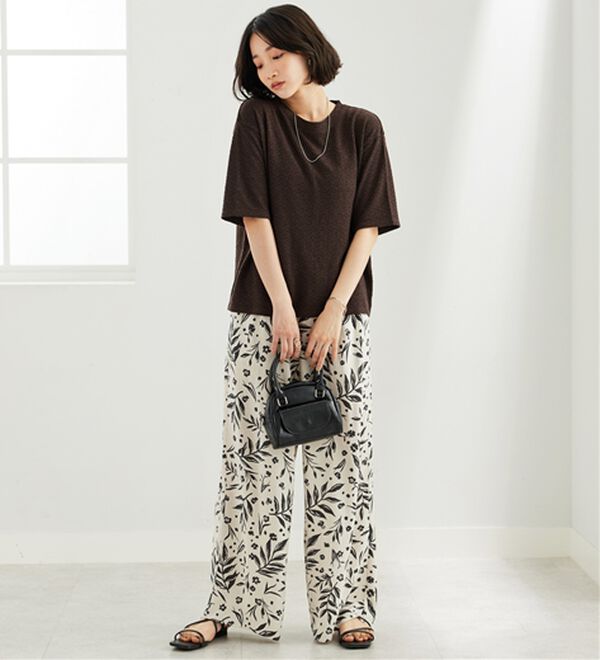 BELLUNA（ベルーナ）の「ジャカード素材プルオーバー（カットソー）」｜詳細画像