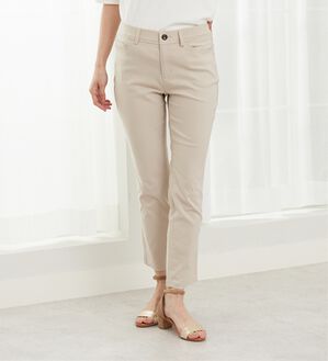 BELLUNA（ベルーナ）の「美脚ストレッチ麻入りアンクルパンツ（クロップドパンツ）」｜ライトベージュ