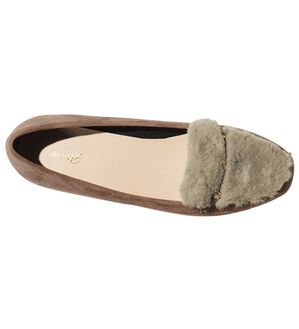 RANAN（ラナン）の「ビット使いファーパンプス（パンプス）」｜ベージュ