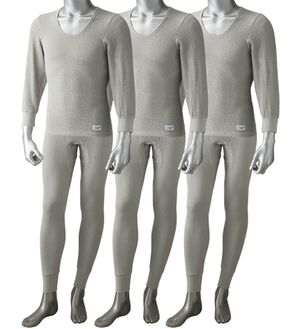 「＜クロコダイル＞さざ波生地が心地良いケアするインナー（Ｒ）上下組（メンズ肌着・インナーウェア）」｜グレー 上下3着組
