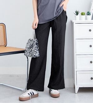 Viola e Viola（ヴィオラ エ ヴィオラ）の「マイナス３キロ魅せ　さらさらイージーフレアパンツ（フルレングスパンツ）」｜ブラック