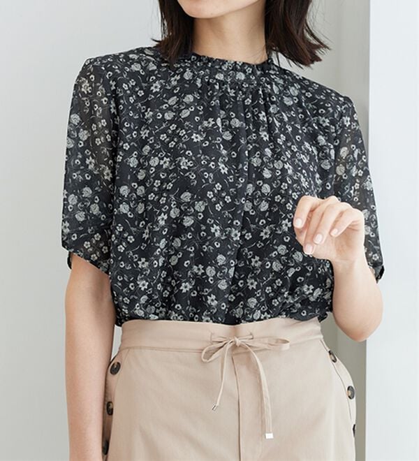 BELLUNA（ベルーナ）の「〈日比谷花壇〉フリル衿シフォンブラウス（ブラウス）」｜詳細画像