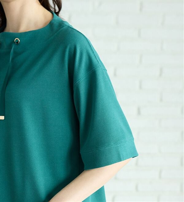 BELLUNA（ベルーナ）の「ワイドネックデザイン重ね着風プルオーバー（カットソー）」｜詳細画像