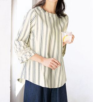 BELLUNA（ベルーナ）の「綿麻素材袖レース切替ブラウス（ブラウス）」｜オフ白ストライプ