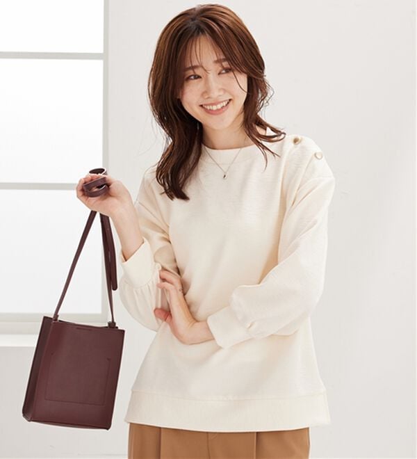 BELLUNA（ベルーナ）の「ジャカード素材肩ボタンプルオーバー（カットソー）」｜詳細画像