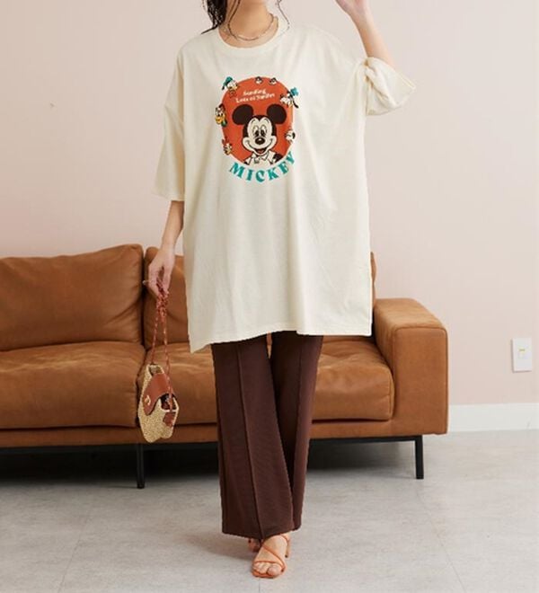 BELLUNA（ベルーナ）の「＜Ｄｉｓｎｅｙ＞【ミッキー】ビッグ7分袖プリントTシャツ（Tシャツ）」｜詳細画像