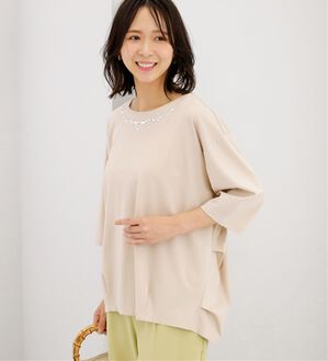 BELLUNA（ベルーナ）の「ビジュー使いドルマンプルオーバー（カットソー）」｜グレージュ
