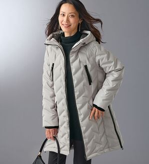 BELLUNA（ベルーナ）の「シームレスダウン配色使いコート（ロングコート）」｜詳細画像