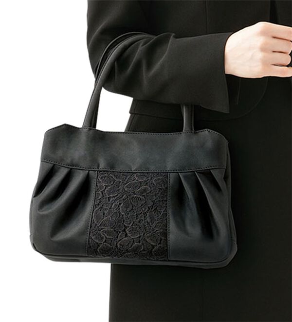 「収納たっぷり！布製フォーマルバッグ（その他バッグ）」｜詳細画像