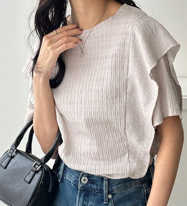 GeeRA（ジーラ）の「ラッフルショルダー表面感カットソー（カットソー）」｜詳細画像