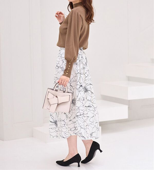 alotta（アロッタ）の「【美人百花掲載】洗える！もっちりタッチボリューム袖金ボタンニット（ニット・セーター）」｜詳細画像