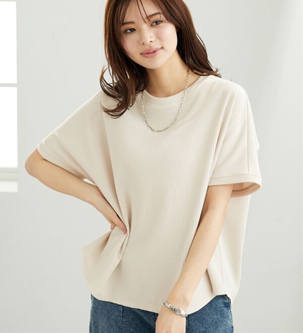 BELLUNA（ベルーナ）の「【快適Ｌａｂ．】ドライワッフル素材ドルマンプルオーバー（カットソー）」｜詳細画像