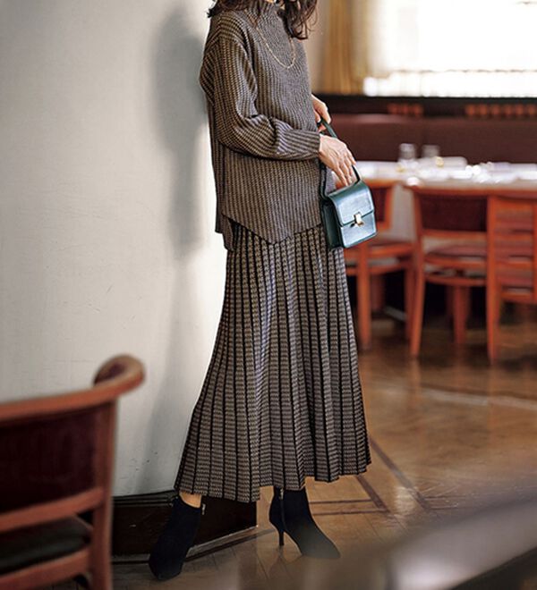 BELLUNA（ベルーナ）の「幾何柄ジャカードニットセットアップ（セットアップ）」｜モカ系