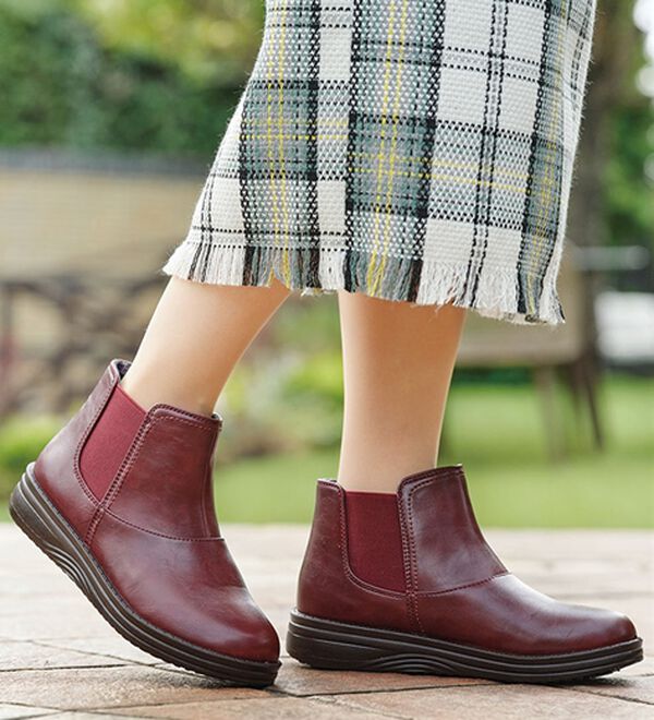 BELLUNA（ベルーナ）の「幅広軽量柔らかソールのスリッポンブーツ（ブーツ）」｜詳細画像