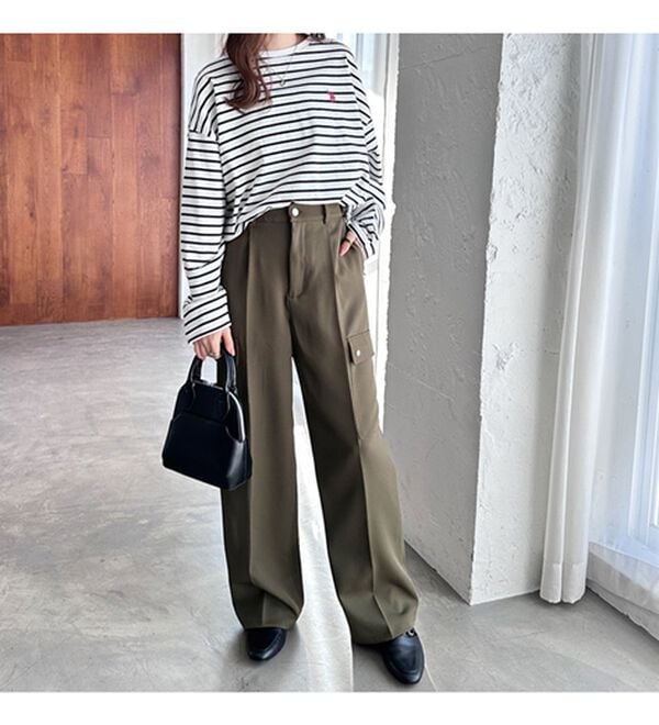 GeeRA（ジーラ）の「タックワイドストレートカーゴパンツ（フルレングスパンツ）」｜詳細画像