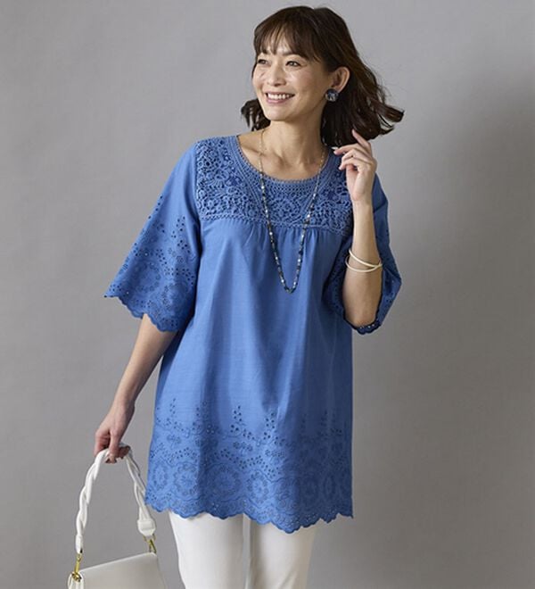 BELLUNA（ベルーナ）の「刺しゅうレース切替チュニック（チュニック）」｜詳細画像