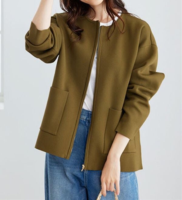 BELLUNA（ベルーナ）の「ジップ使いニットブルゾン（ブルゾン）」｜モカカーキ