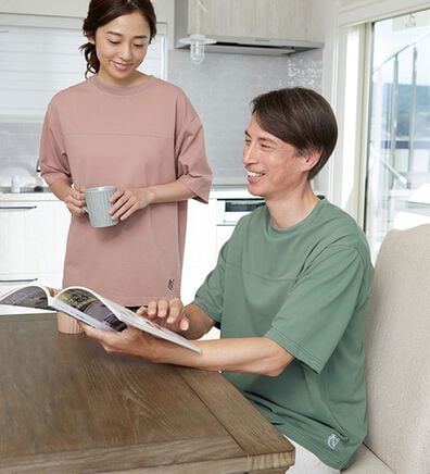 「＜コムルヴァン・オム＞ゆったりサッカー素材Ｔシャツ（メンズＴシャツ）」