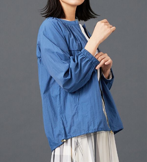 BELLUNA（ベルーナ）の「シアー素材ギャザーデザインブルゾン（ブルゾン）」｜詳細画像